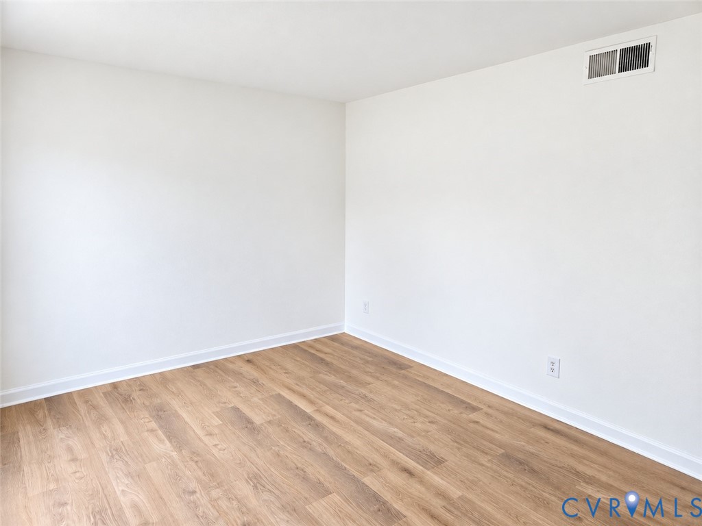 4609 Coldstream Dr Property Photo 5