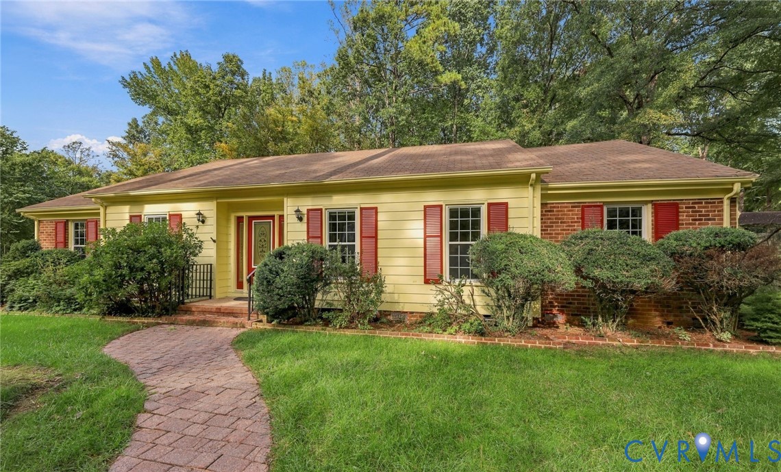 10129 Deepwood Cir