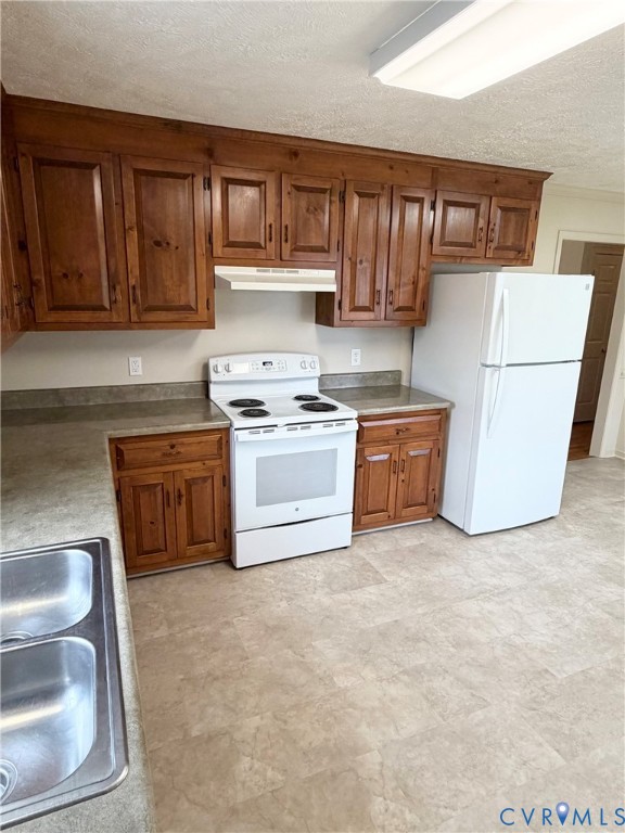 9022 Fayemont Dr Property Photo 8