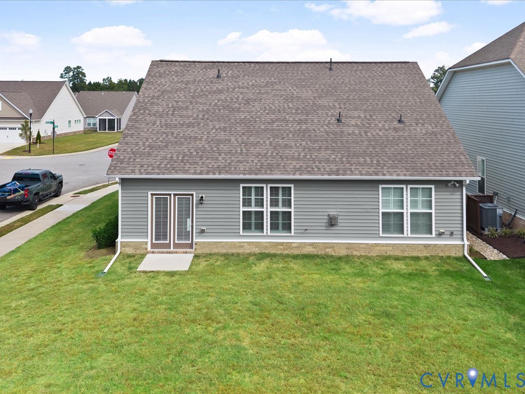 1801 Outrigger Dr Property Photo 6