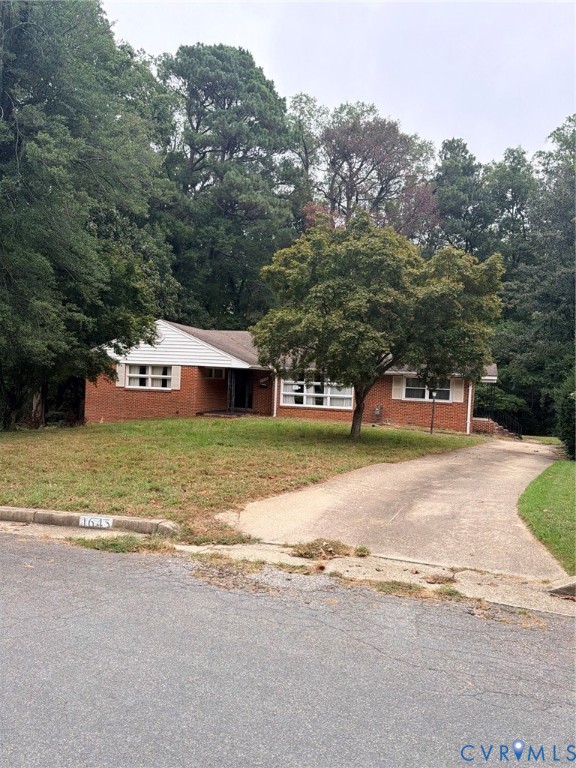 1645 Wilton Property Photo 1
