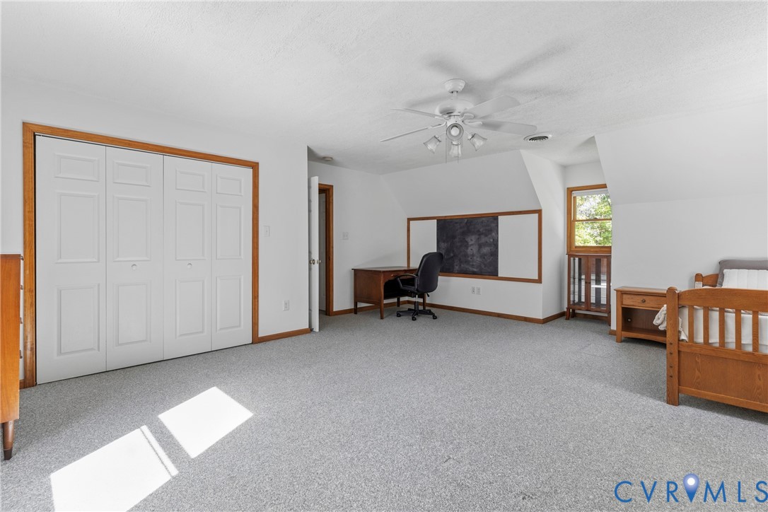 138 W Spring Rd Property Photo 17