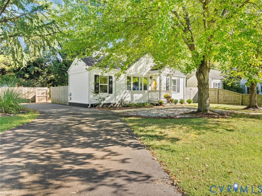 3933 Alma Ave Property Photo 6