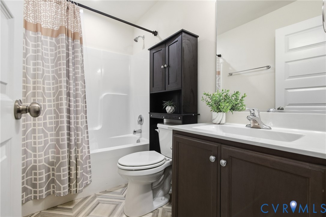 7853 Old Guild Rd Property Photo 18