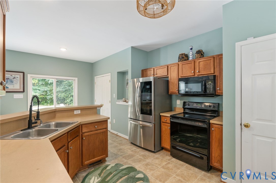 335 Wilmer Ave Property Photo 11