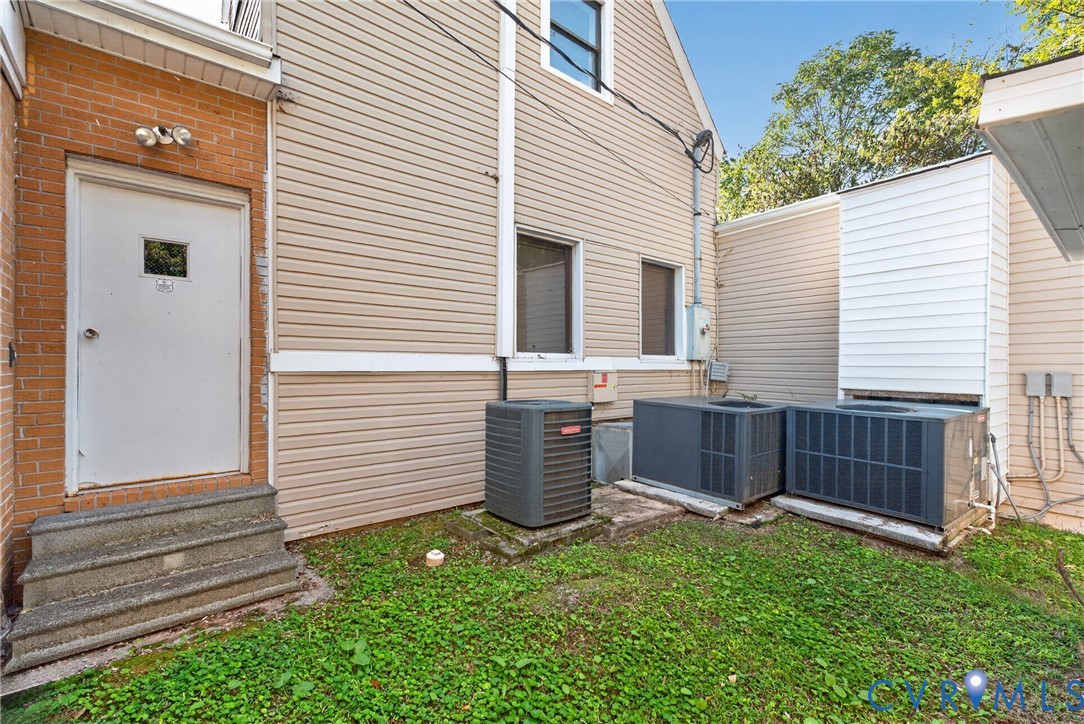4026 Third St Property Photo 52