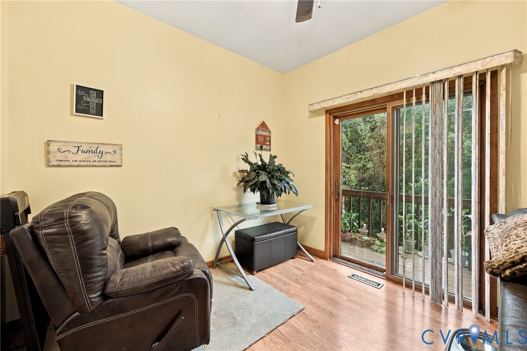 336 Southern Ct Property Photo 20