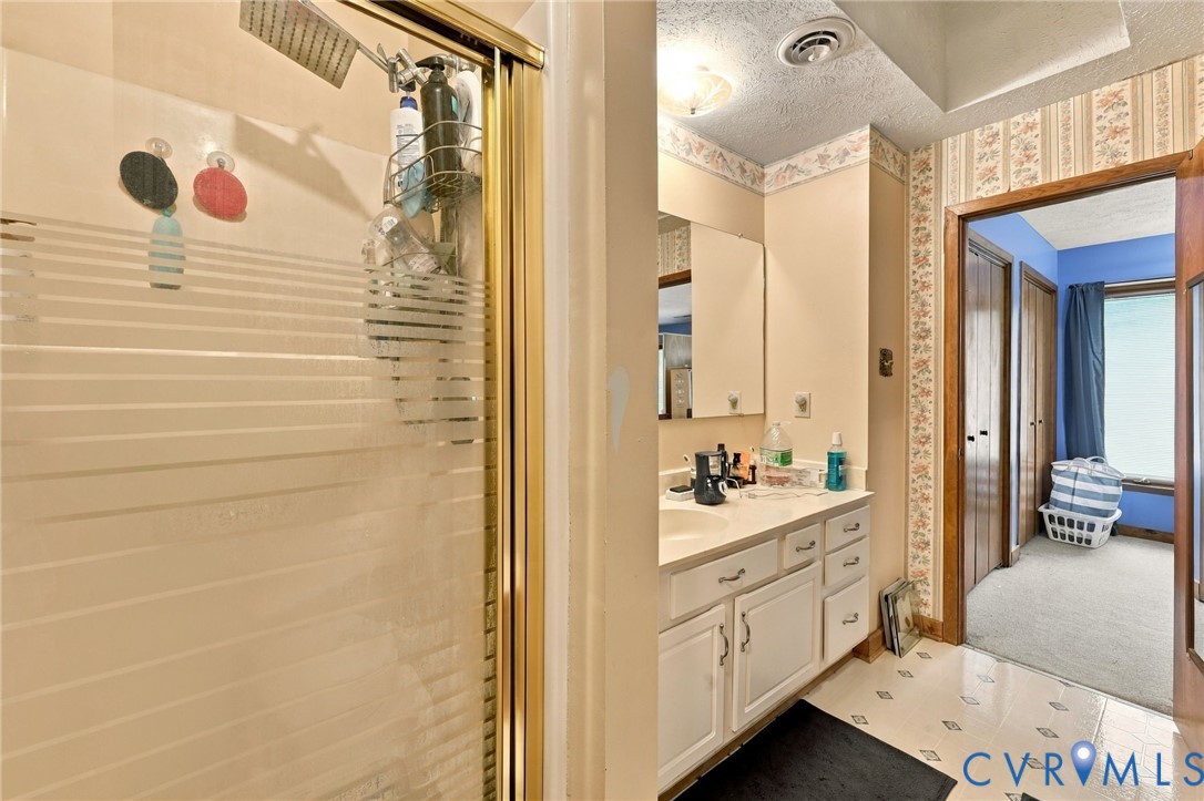 336 Southern Ct Property Photo 25