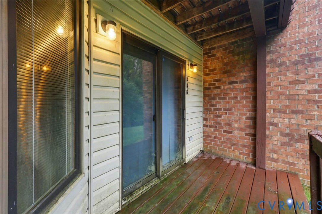 336 Southern Ct Property Photo 31