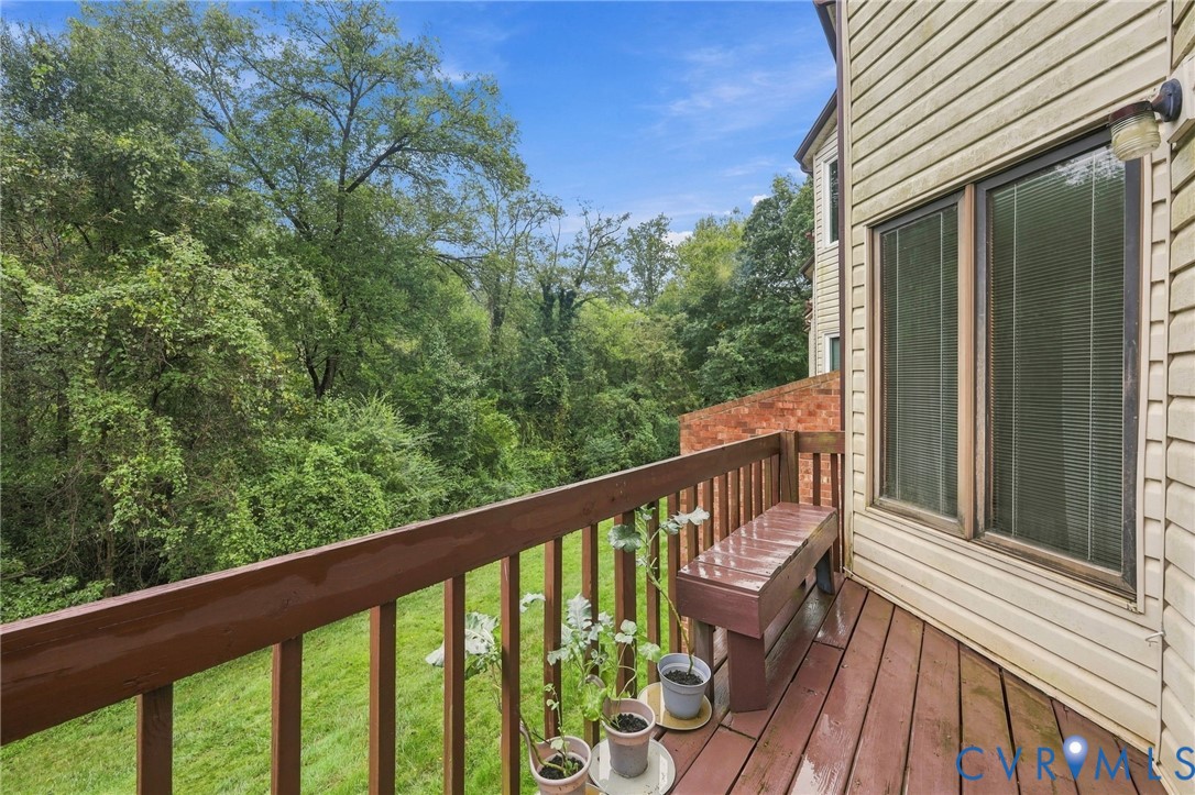 336 Southern Ct Property Photo 34