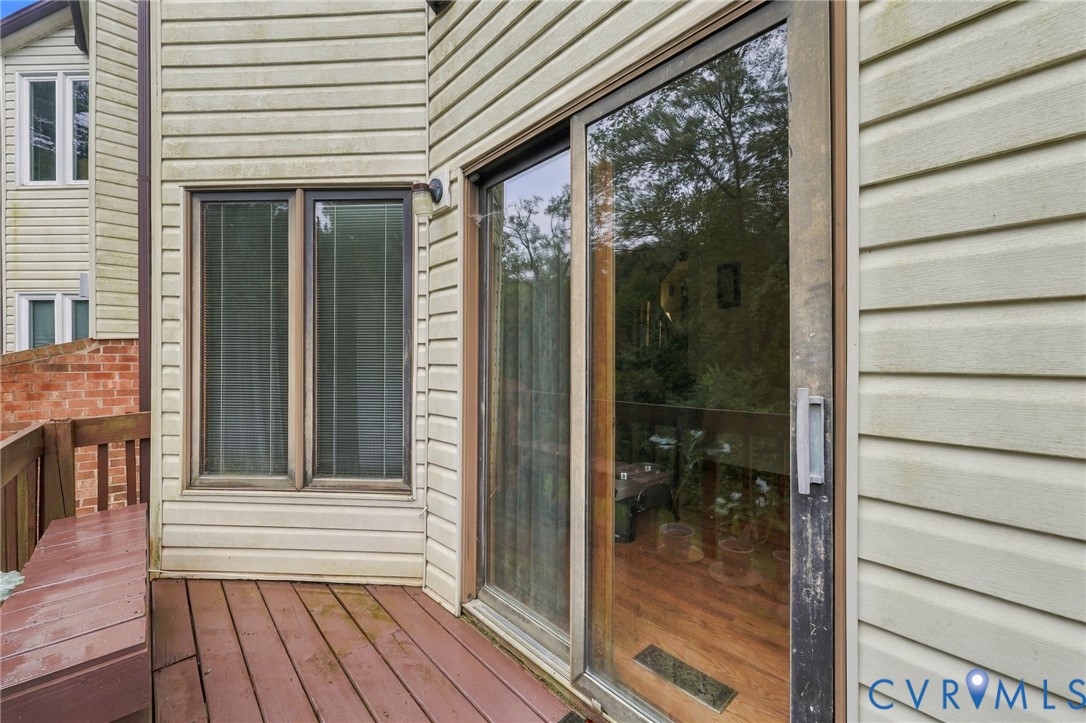 336 Southern Ct Property Photo 35
