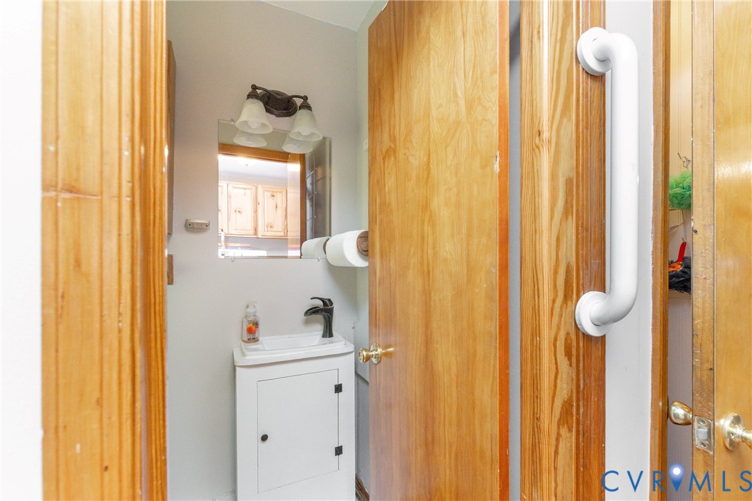 6310 Tammy Ln Property Photo 34