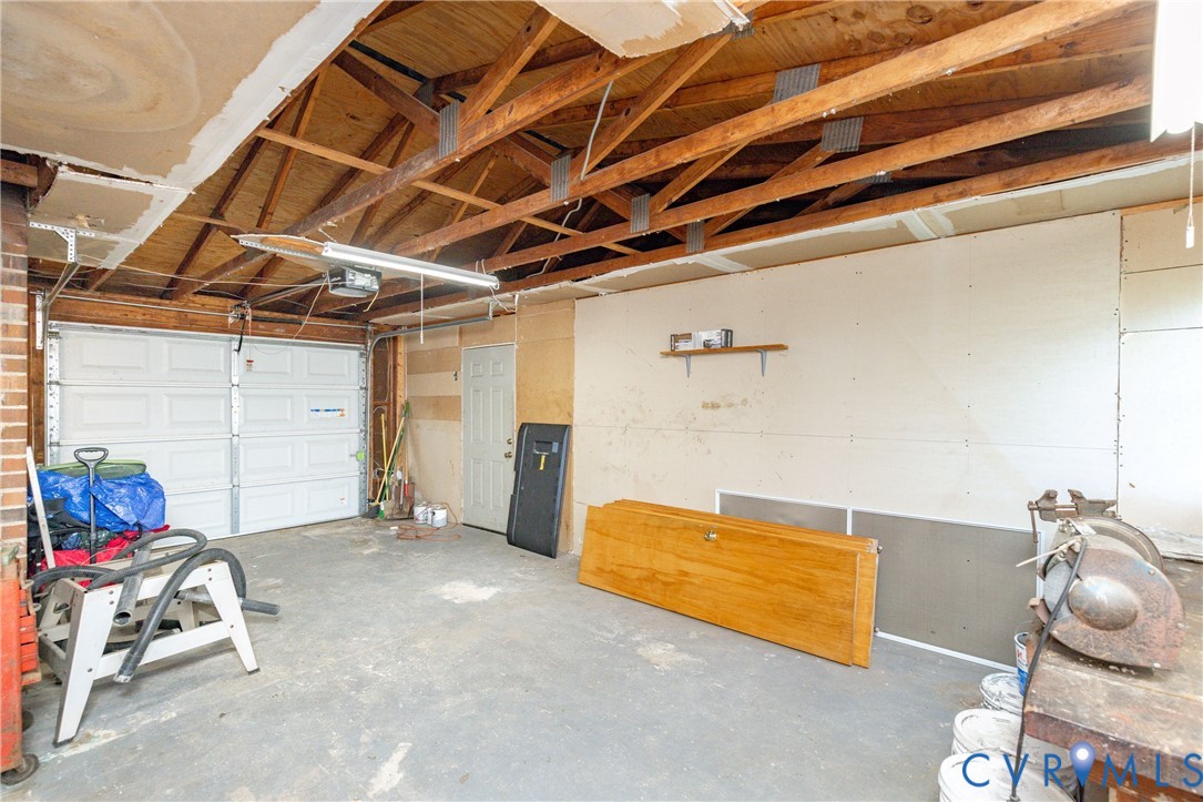 6310 Tammy Ln Property Photo 40