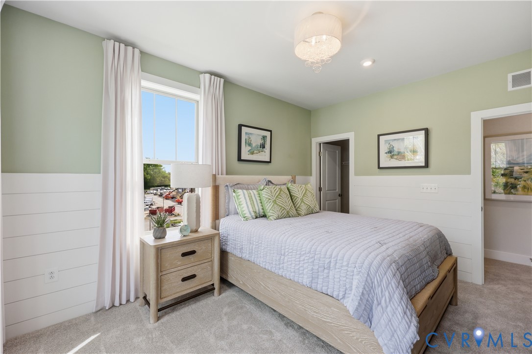 3615 Daisy Field Walk Unit#b Property Photo 5