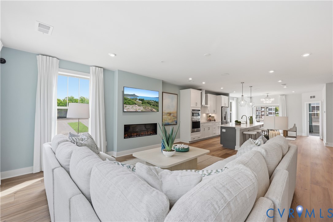 3615 Daisy Field Walk Unit#b Property Photo 13