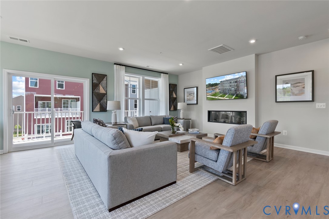 3613 Daisy Field Walk Unit#b Property Photo 11