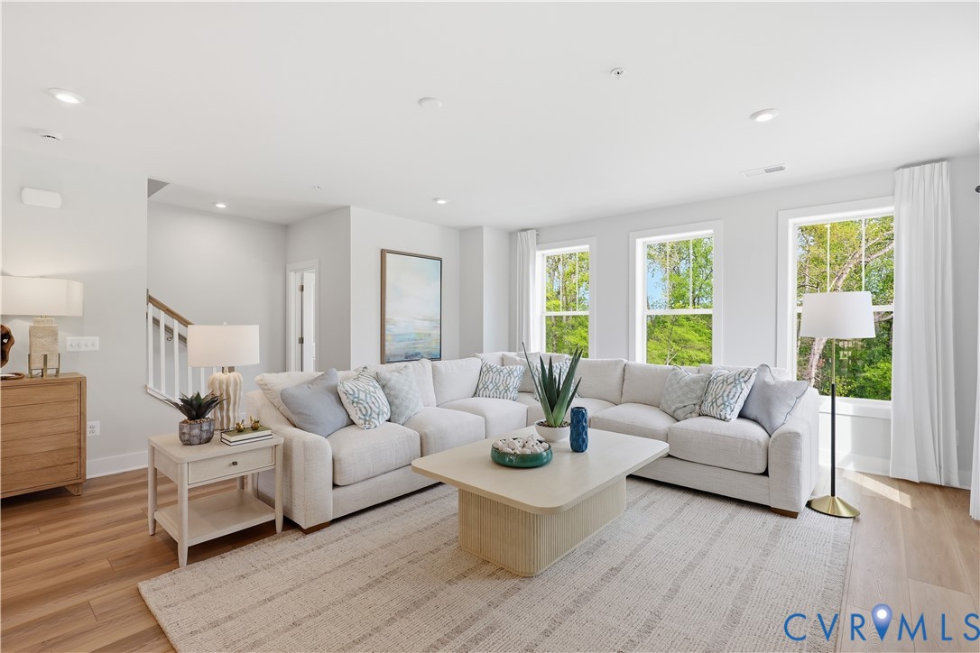 3613 Daisy Field Walk Unit#b Property Photo 12