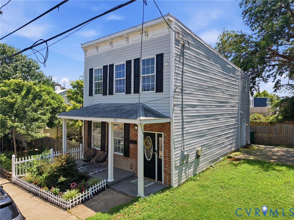 3015 M St Property Photo 1