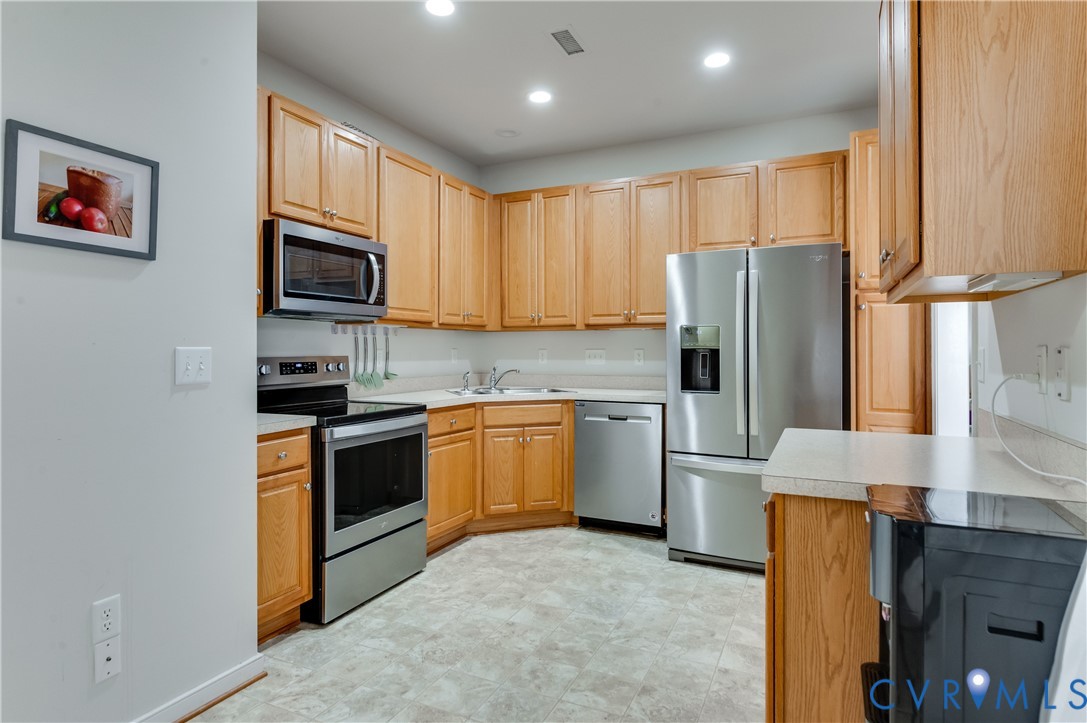 10103 Reedville Ave Property Photo 7