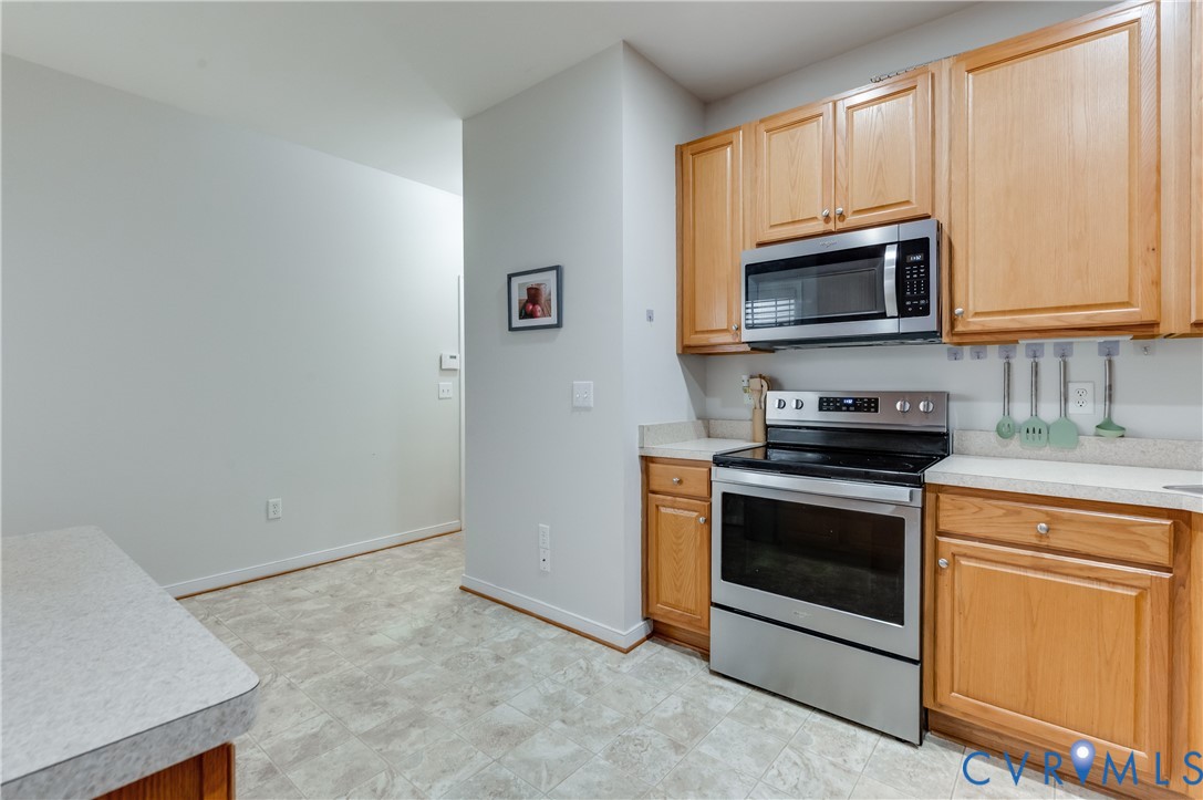 10103 Reedville Ave Property Photo 11