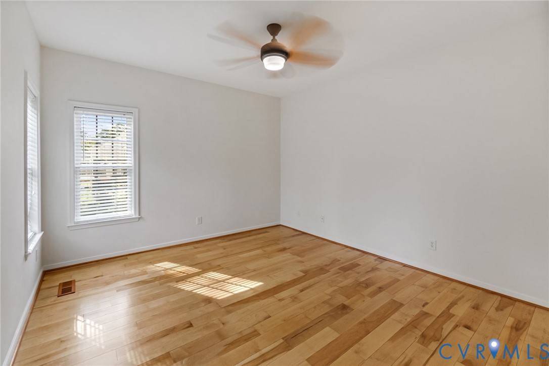 14460 Woodleigh Dr Property Photo 15