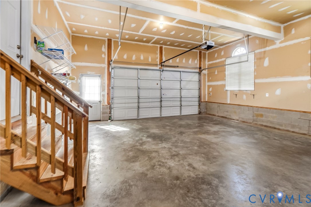 14460 Woodleigh Dr Property Photo 33