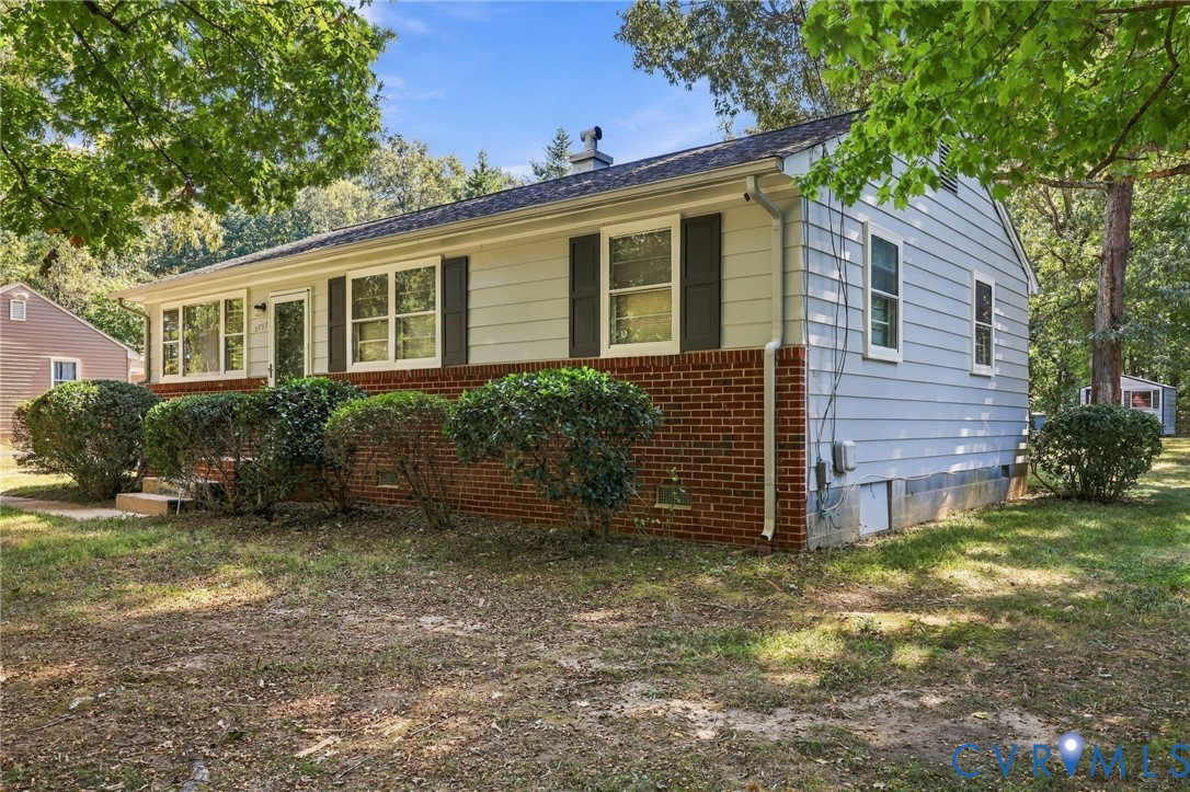 3027 Kingsdale Rd Property Photo 2