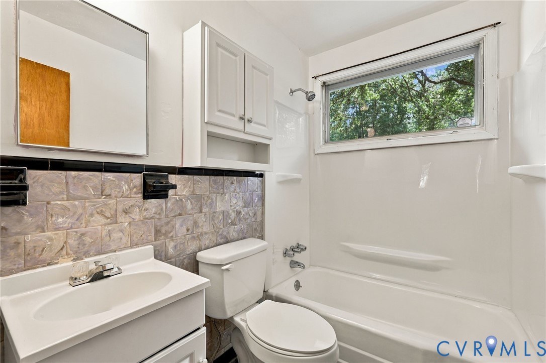 3027 Kingsdale Rd Property Photo 14