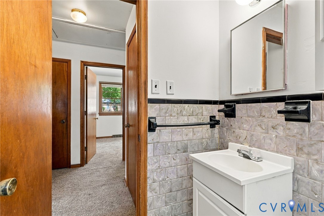 3027 Kingsdale Rd Property Photo 15
