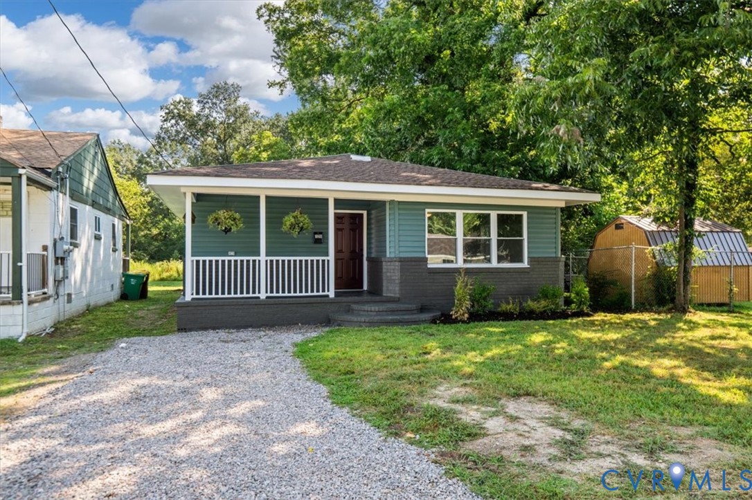 125 Center Street Property Photo 1