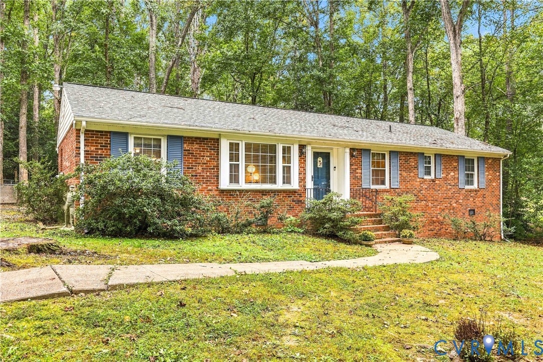 12113 Chesmount Dr
