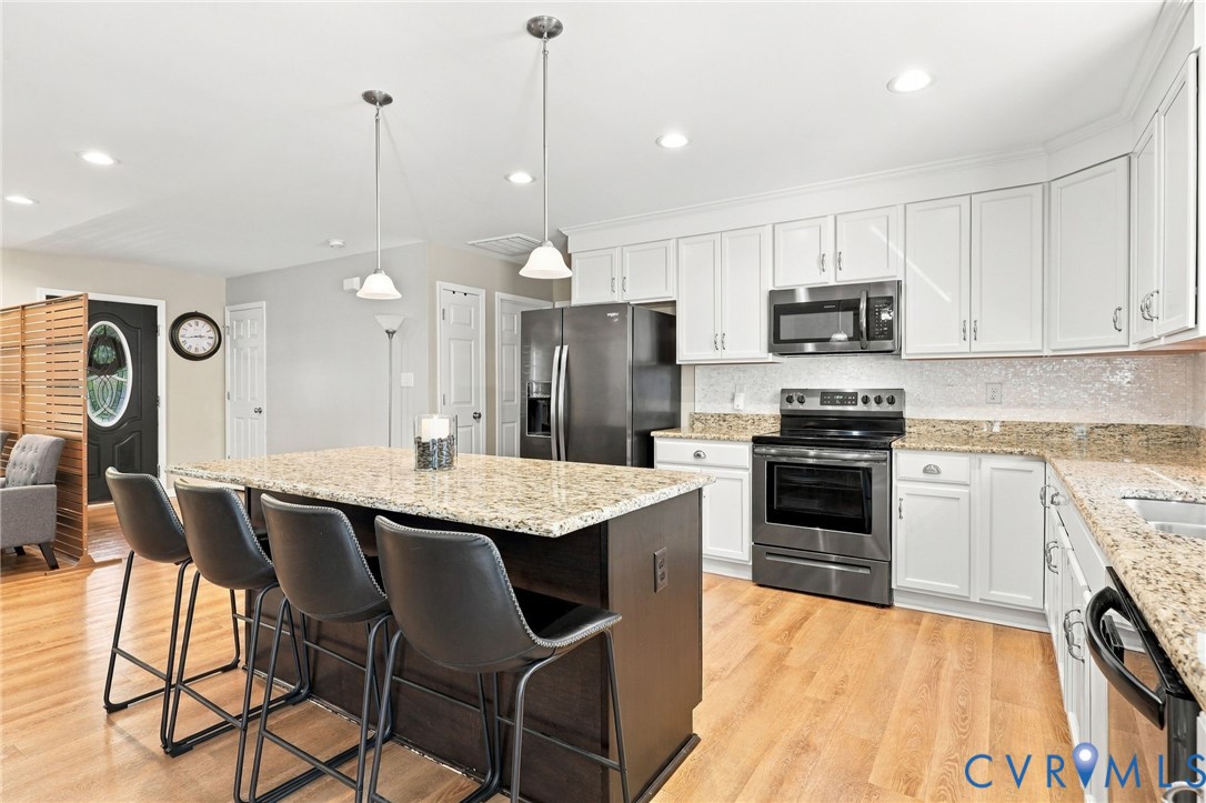 15142 Narrow Path Way Property Photo 11