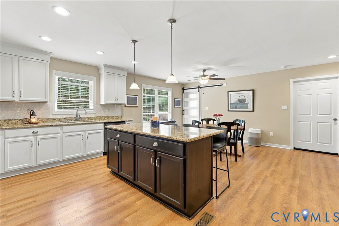 15142 Narrow Path Way Property Photo 13