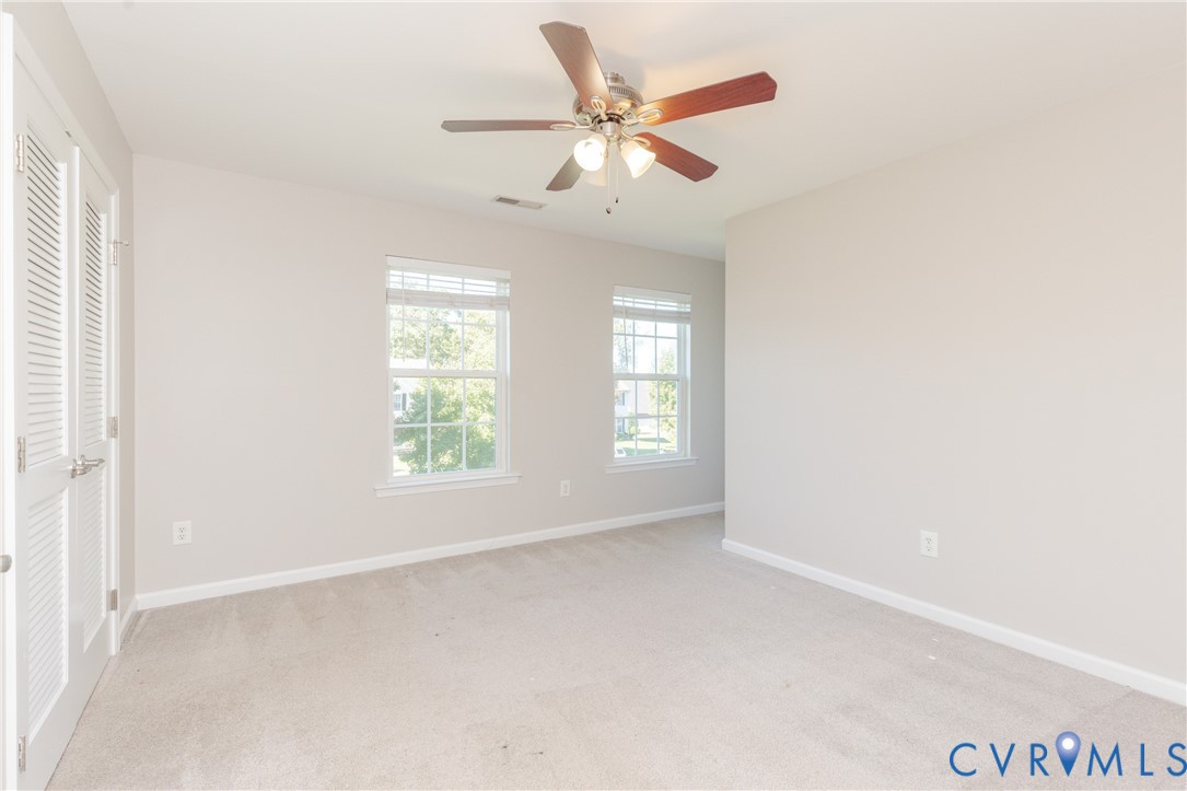 1913 Glenwilton Dr Property Photo 23