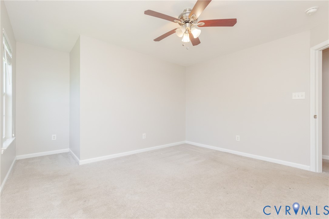 1913 Glenwilton Dr Property Photo 24