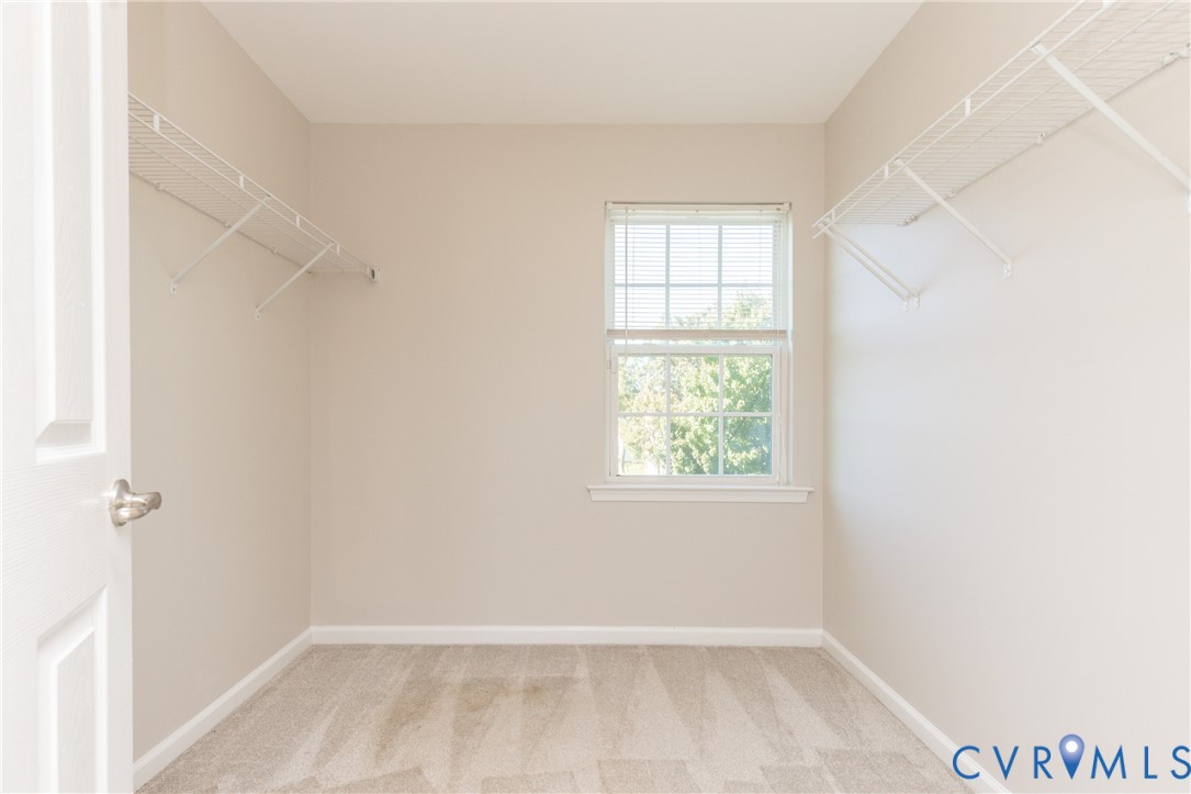1913 Glenwilton Dr Property Photo 32
