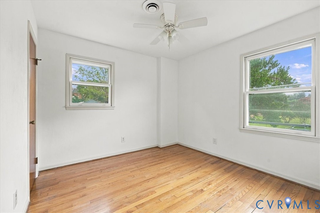 324 Flicker Dr Property Photo 33