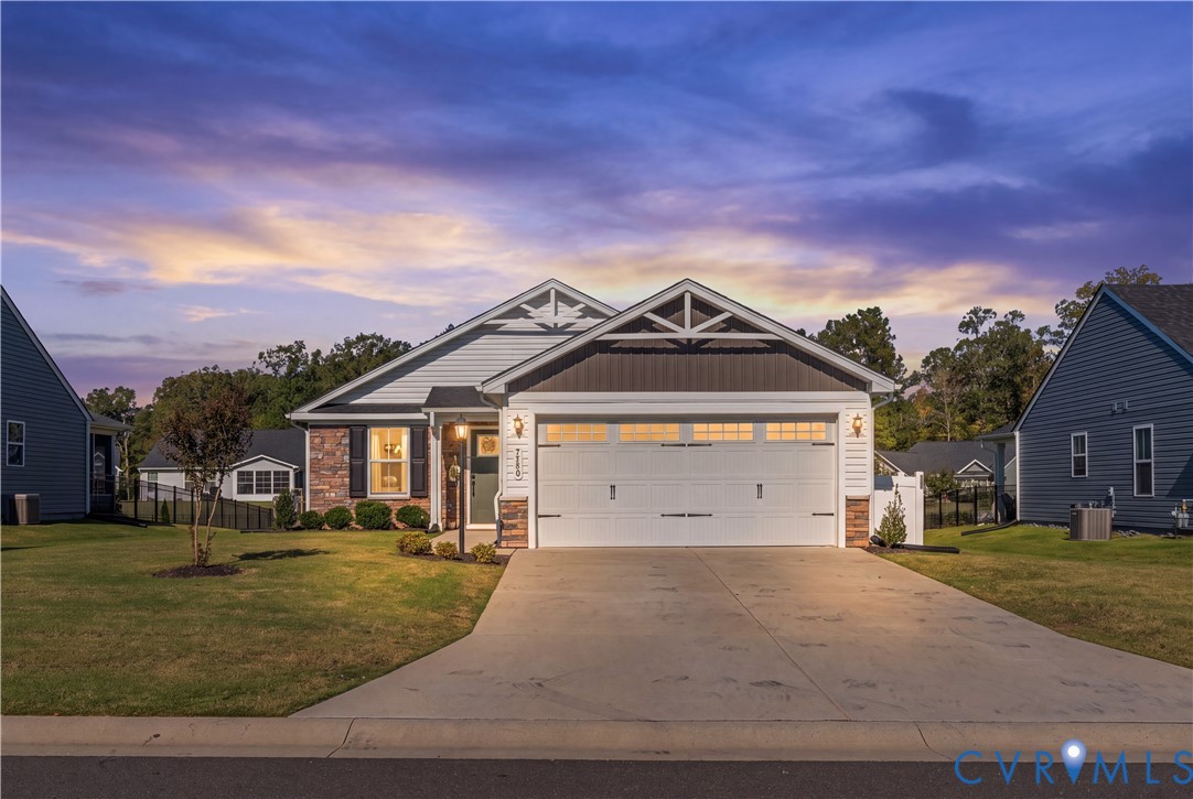 7580 Southamptonshire Way Property Photo 1