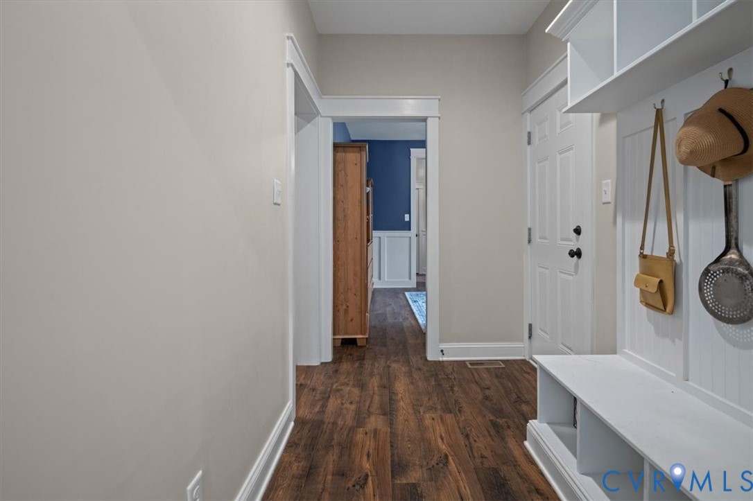4703 Kingshire Dr Property Photo 29