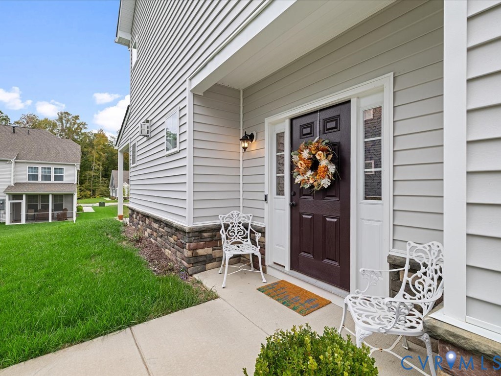 18621 Palisades Rdg Property Photo 4