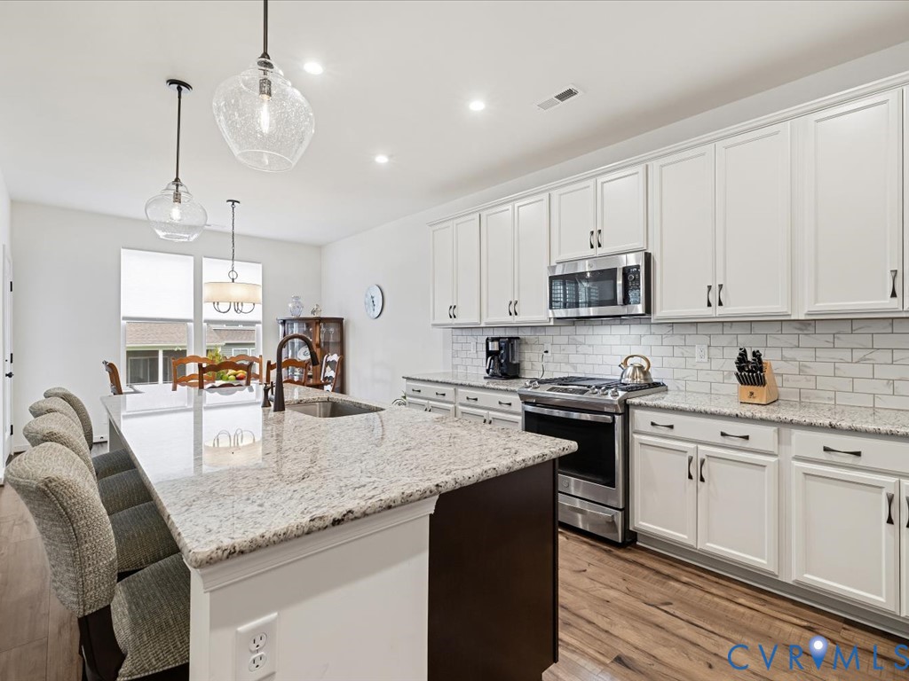 18621 Palisades Rdg Property Photo 14