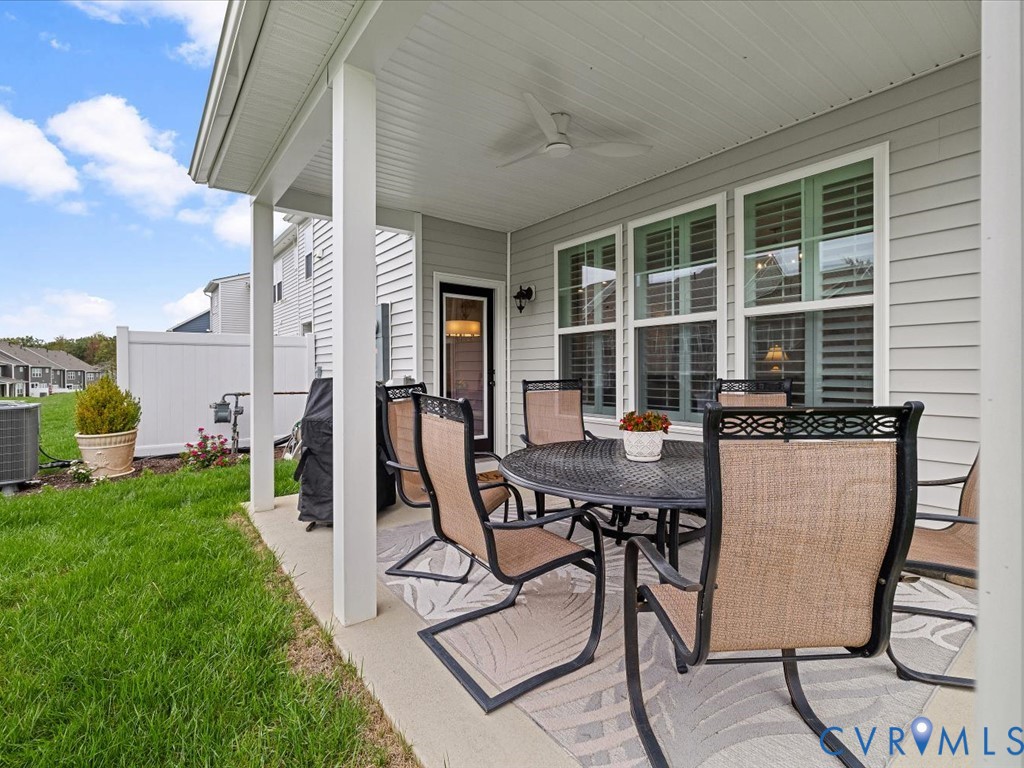 18621 Palisades Rdg Property Photo 20