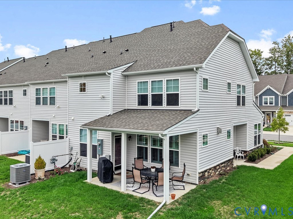 18621 Palisades Rdg Property Photo 39