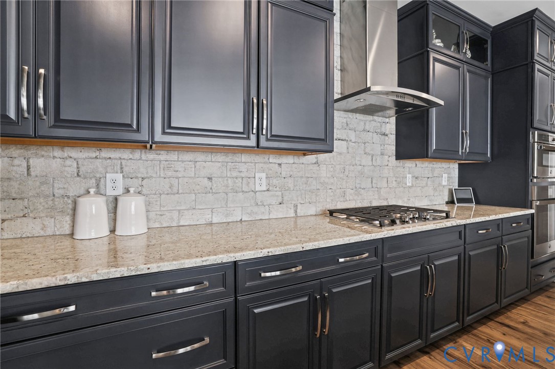 9337 Citrine Run Property Photo 8