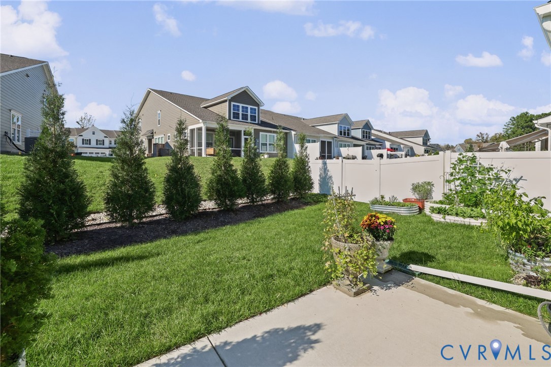 9337 Citrine Run Property Photo 33