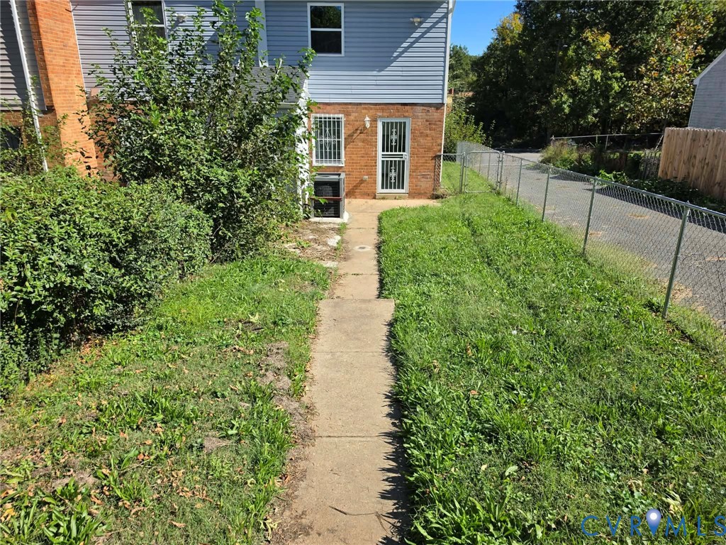 1351 Minefee St Property Photo 31