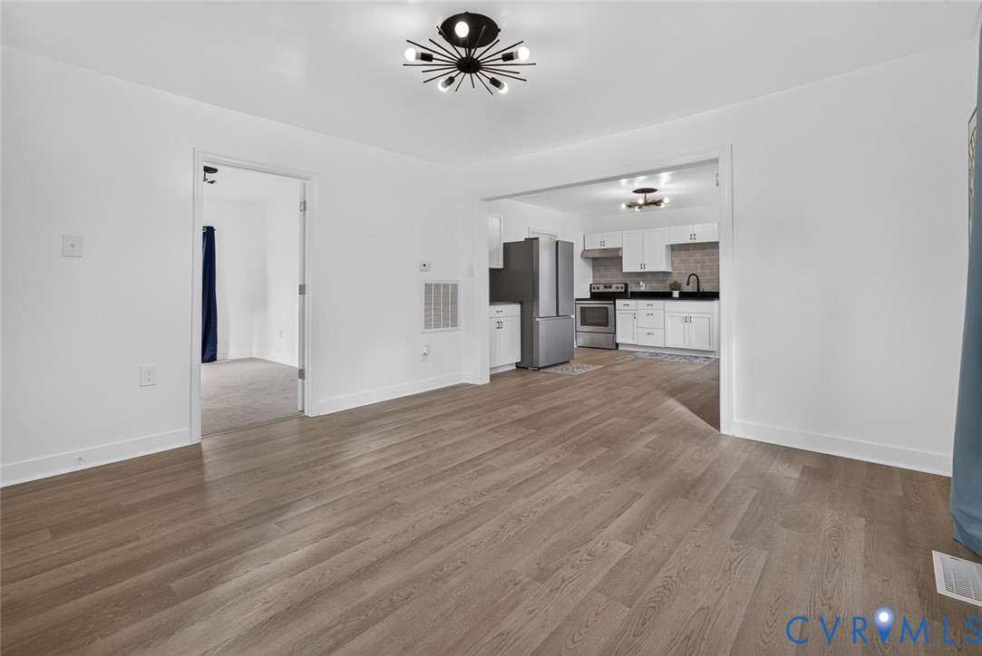 515 St Andrew St Property Photo 8