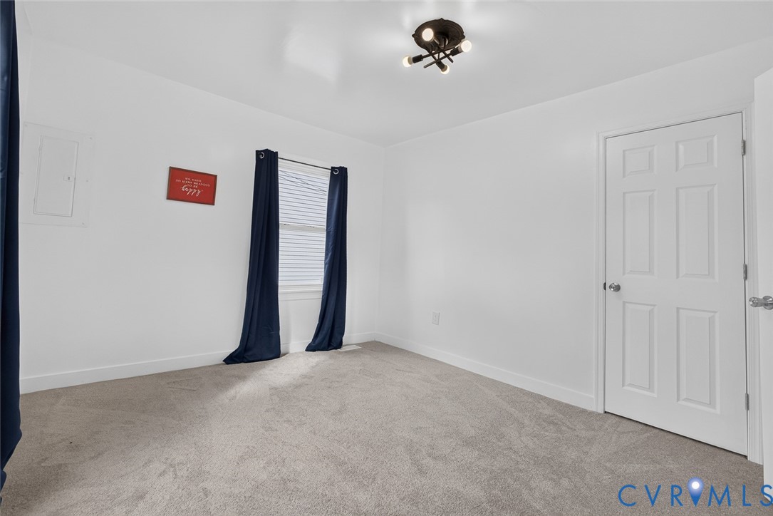 515 St Andrew St Property Photo 25