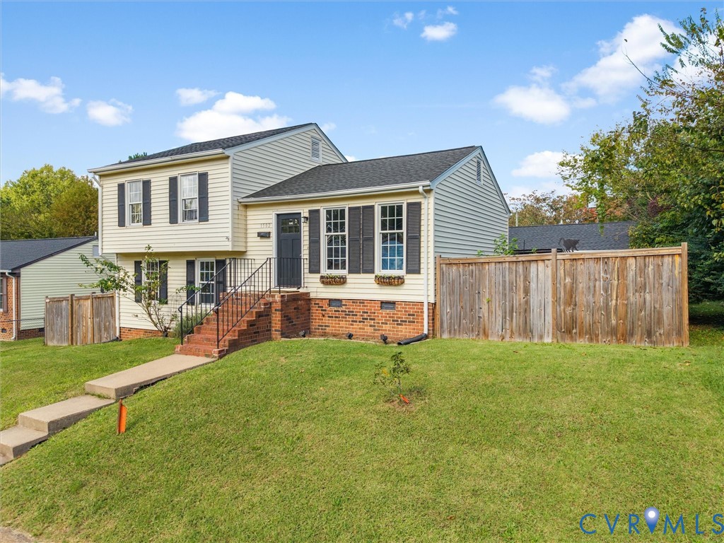 1502 Winder St Property Photo 3