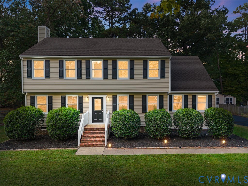 10167 Drawbridge Ct Property Photo 2
